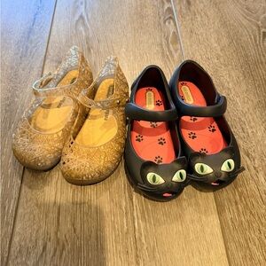 Mini Melissa bundle! Black cat and gold! Size toddler 9